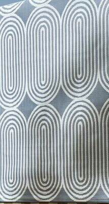 Beautiful 5' x 7' foldable and washable rugs